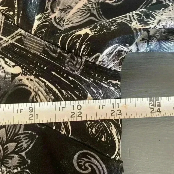 Karen Scott Black/White Long Sleeved Button Down Women’s Blouse Size XL - Picture 8 of 9